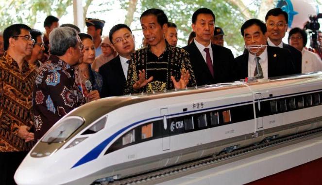 Mega Proyek Kereta Cepat Jakarta-Bandung Dinilai Perlu Dikaji Ulang