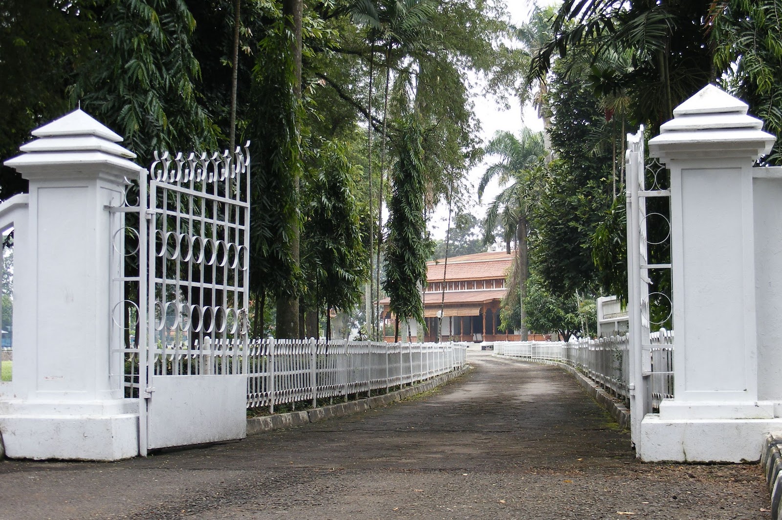 Bupati Purwakarta Dedi Mulyadi Usulkan Gedung Bakorwil II Jabar Direnovasi dan Dipercantik