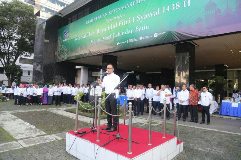 Menaker Halal bi Halal di Lapangan Parkir