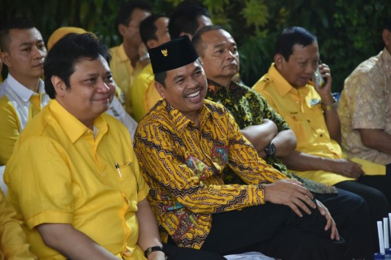 Pengamat Politik : Ada 2 Nama Bertarung Memperebutkan Ketua Partai Golkar