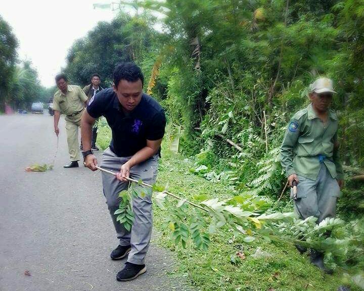 Camat Jatiluhur Intens Pantau Kebersihan Wilayah