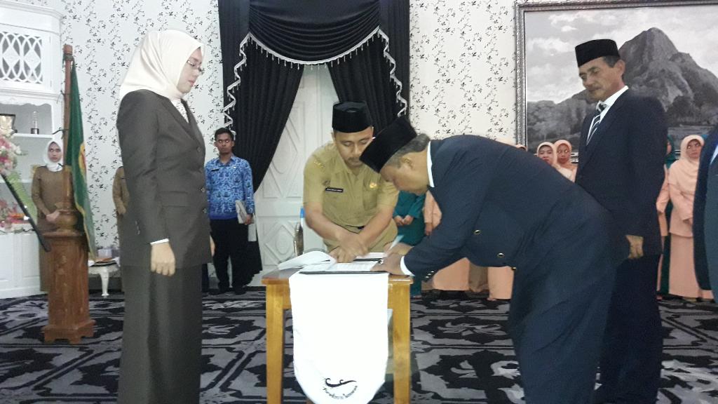 Iyus Permana Gantikan Irsyad Nasution  sebagai Pj Sekda Purwakarta