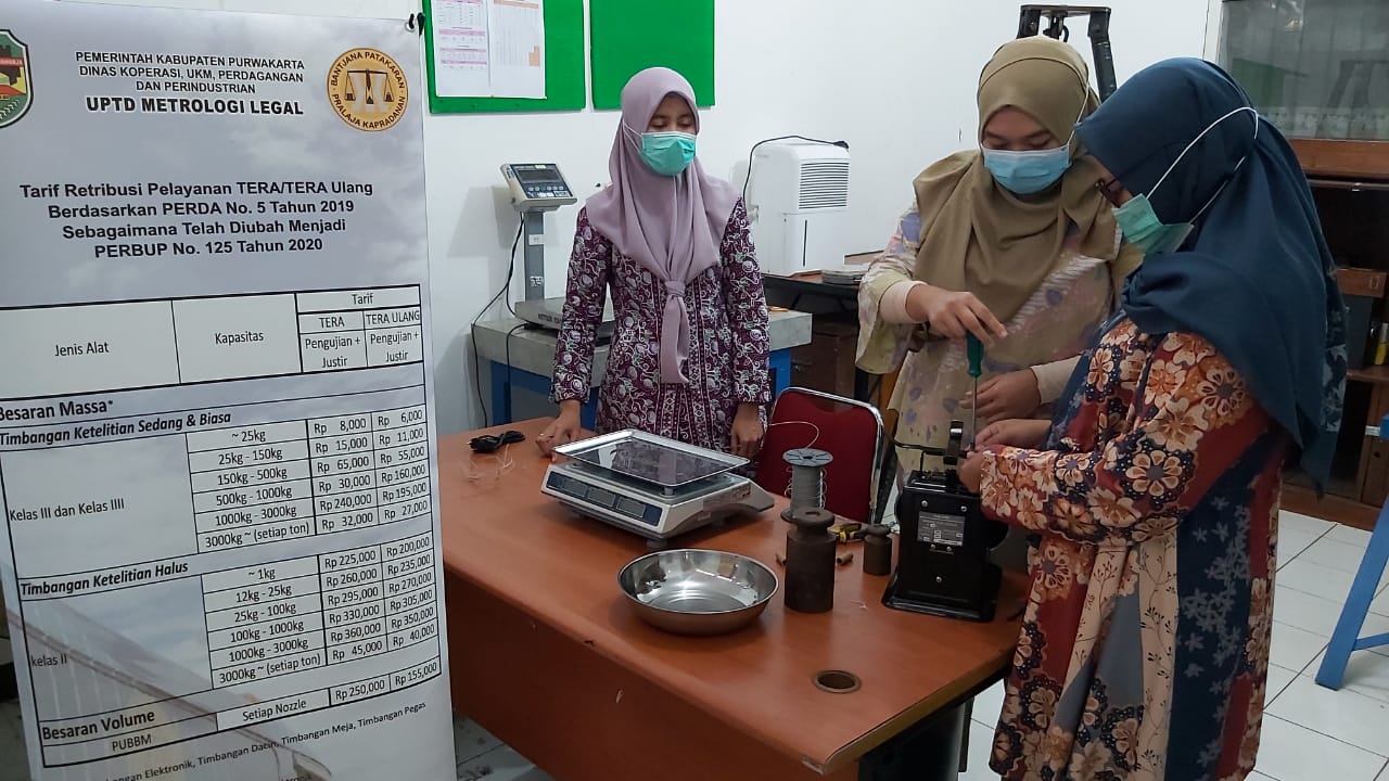 Pastikan Perlindungan Kosumen, Pemkab Purwakarta Cek Alat Ukur Hingga Pelosok Desa