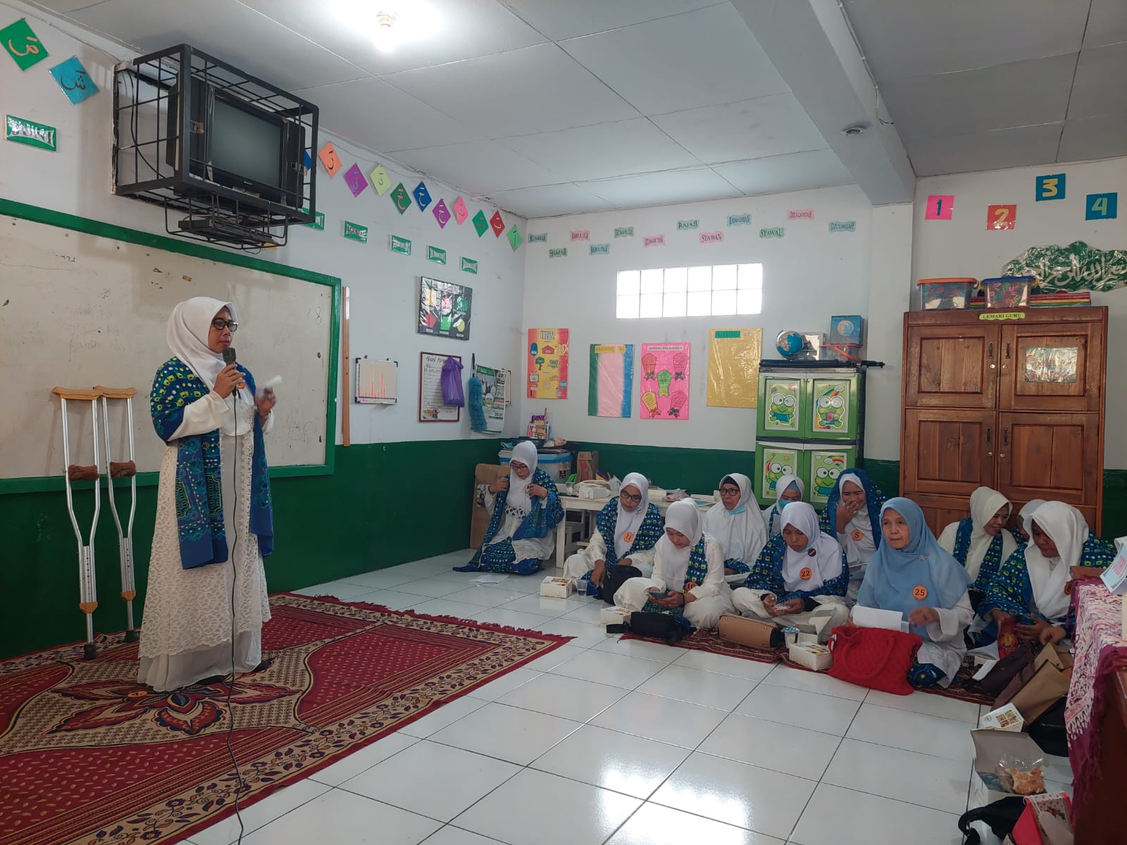 Majelis Taklim Gerakkan Masyarakat di Tengah Pandemi Covid-19