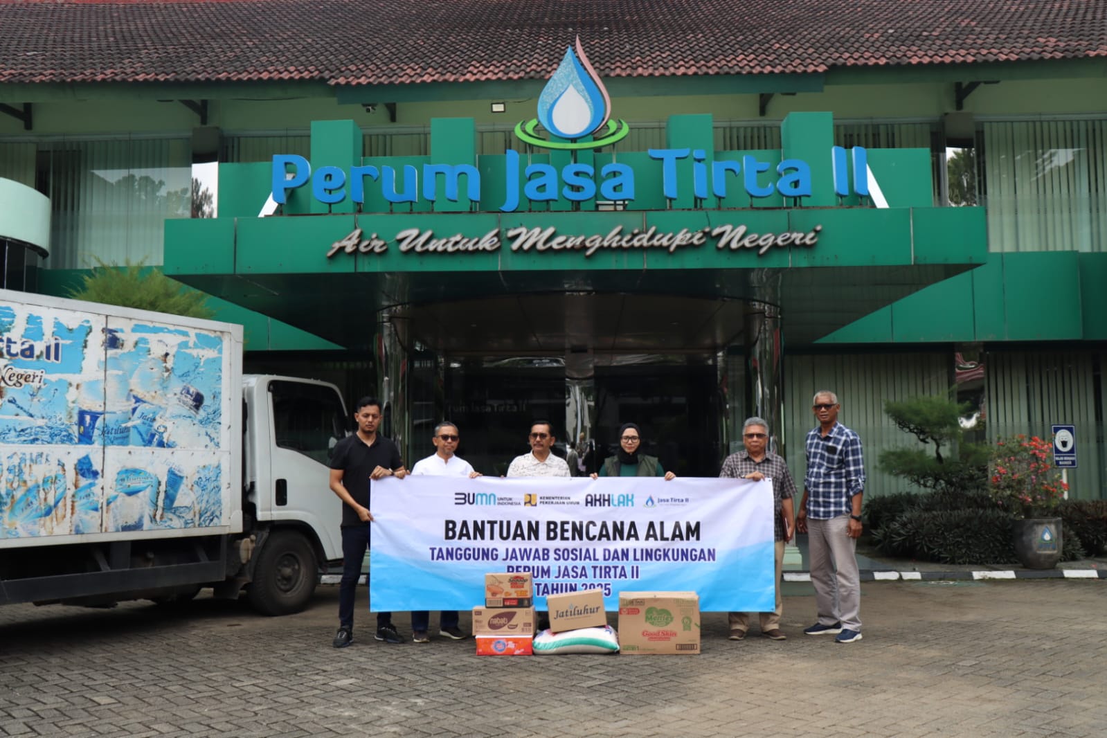 Jasa Tirta II Peduli Korban Banjir Bekasi:Bersama Meringankan Derita dan Membangun Kembali Harapan