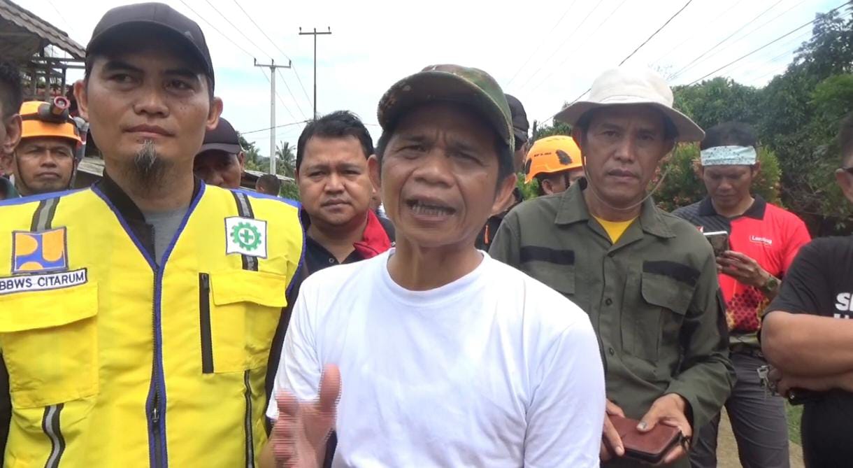 Banjir Terjang Desa Cikaobandung, Bupati Purwakarta Om Zein Siapkan Langkah Pemulihan