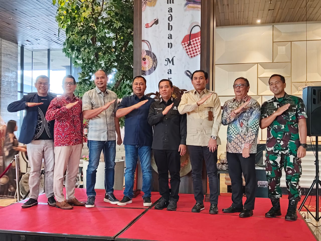 Bupati Aep Apresiasi Swiss-Belinn Karawang Selenggarakan Bazar Ramadhan Dukung UMKM Lokal